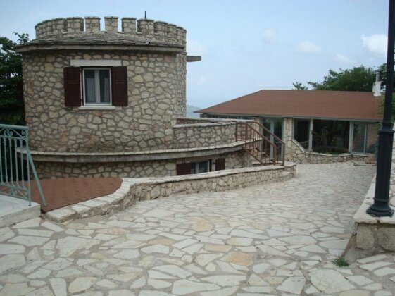 Villa Merlot 2