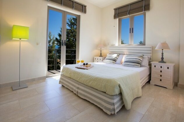 Villa Theoni - Photo4
