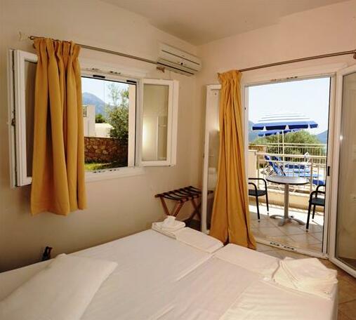 Villas Odysseas - Photo3