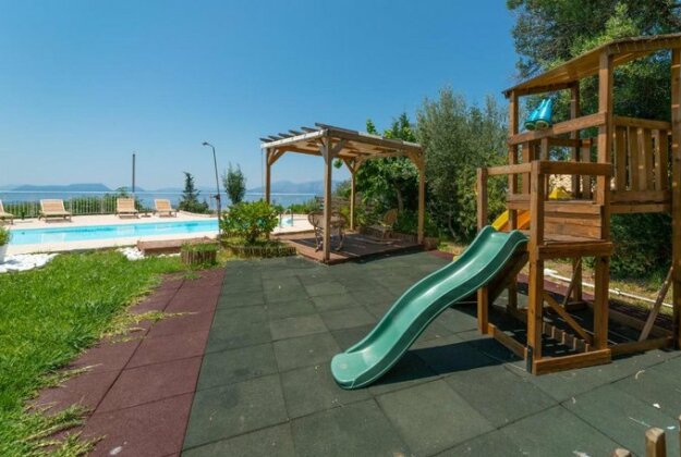 Violitzis Villas - Photo2