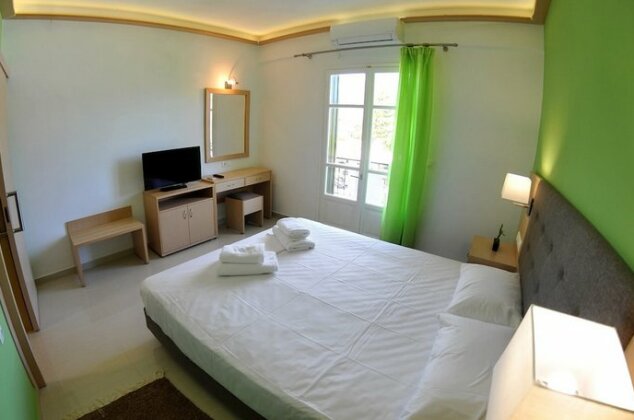 Vliho Bay Suites & Apartments - Photo4
