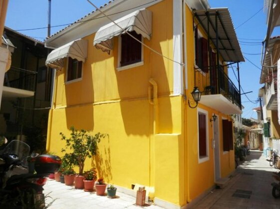 Yellow House Lefkada - Photo5