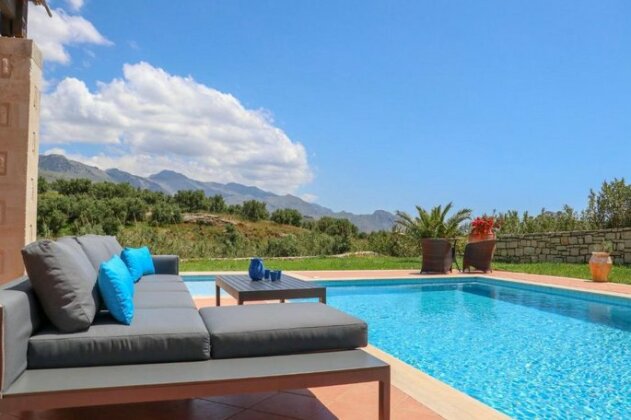 Villa Apollon Lefkogeia - Photo2