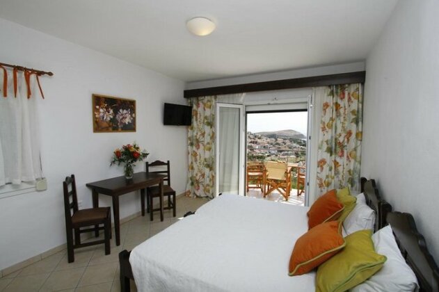 Amygdalies Apartments - Photo3