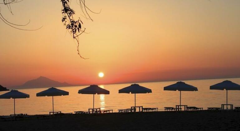 Arion Beach - Photo2
