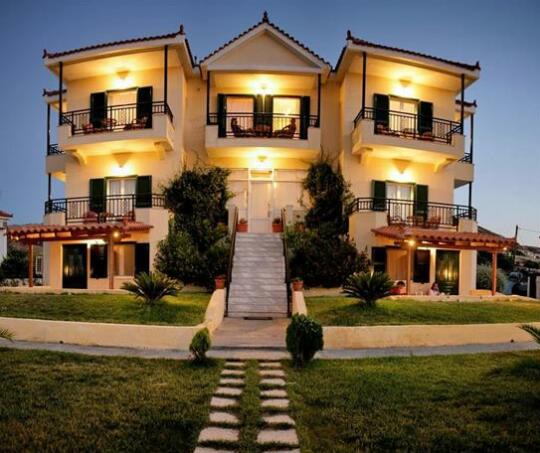 Aristi Studios Apartments - Photo3