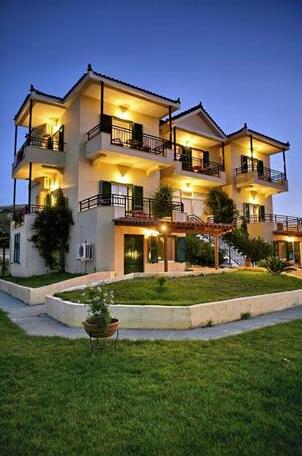 Aristi Studios Apartments - Photo4