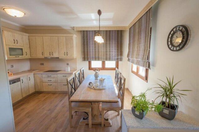 Evgatis Beach Stone Villas - Photo5