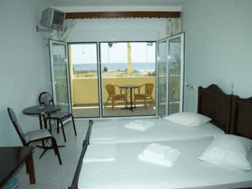 Evgatis Hotel - Photo4