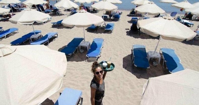 Platy Beach Hotel - Photo4