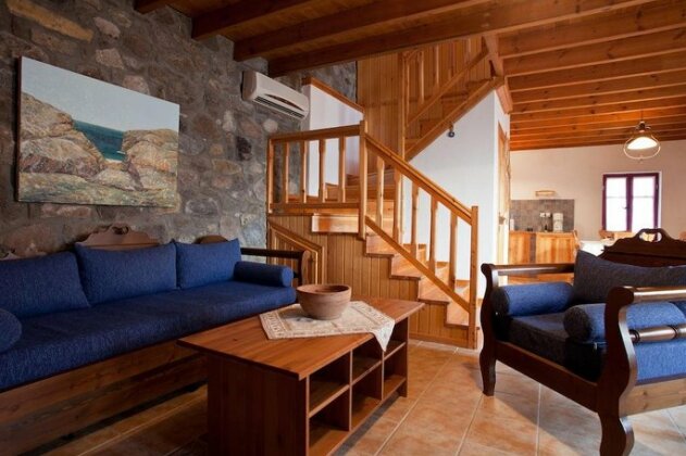 Stone Houses Lemnos - Photo3