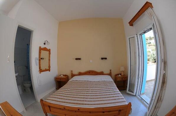 Effies Apartments - Photo4