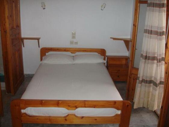 Eleni Studios & Apartments - Photo4