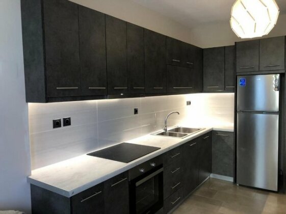 Ground floor apartment with stone decorated walls - Photo5