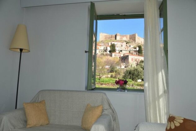 Kangaroo ApartHotel Molyvos - Photo4