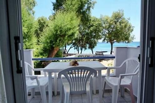 Pano sto Kyma - Photo5