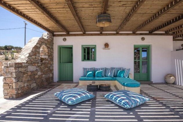 Ailouros guest house - Photo2