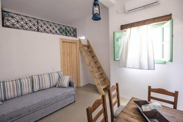 Ailouros guest house - Photo5