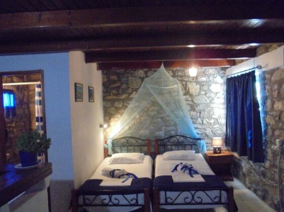 Anatoli Studios Little Cyclades - Photo4