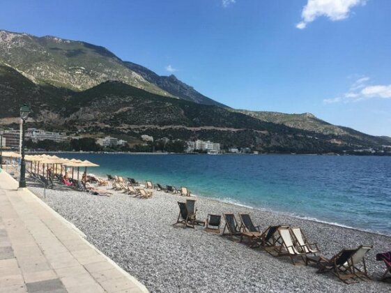 Funky Loutraki