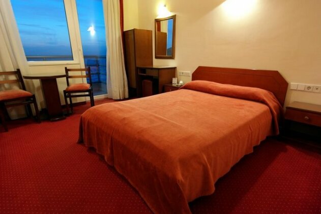 Hotel Excelsior Loutraki - Photo4