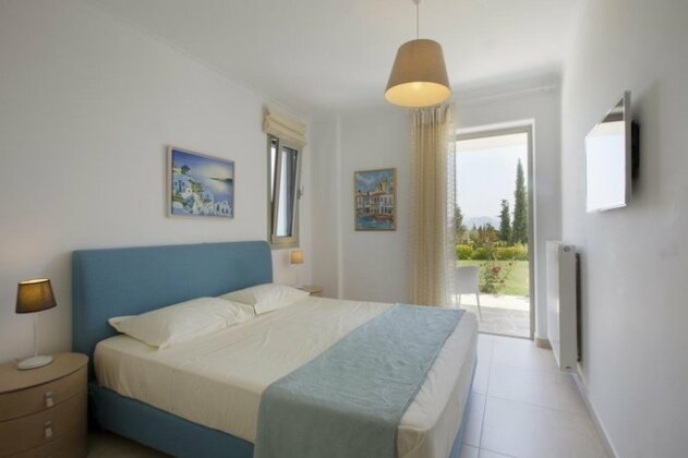 Villa Elena in Loutraki - Photo4