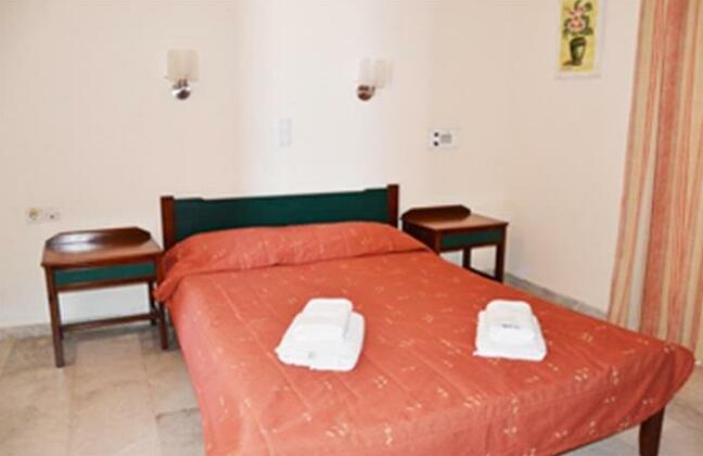 Flisvos Maleme - Photo2