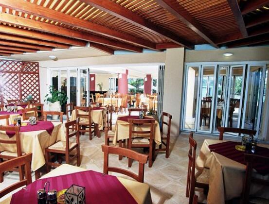 Futura Hotel - Photo2