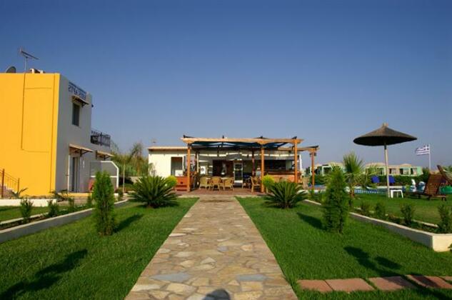 Kris Apartments - Photo4