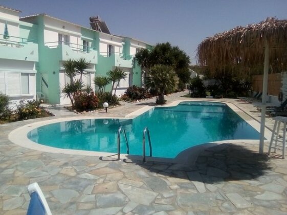 SeaShell Apartments - Photo2