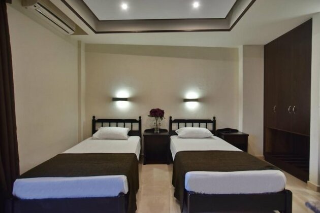 24 Seven Boutique Hotel - Photo2