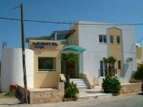 Artemisia Apartments - Photo2
