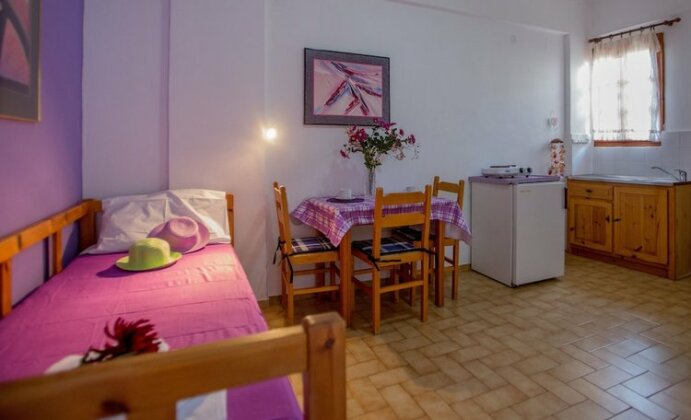 Ceratonia Apartments Malia - Photo4