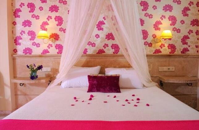 Drossia Palms Hotel and Nisos Beach Suites - Photo5