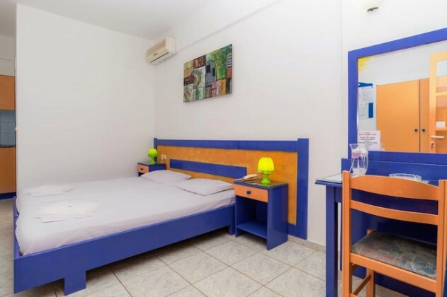 Eltina Apartments - Photo3
