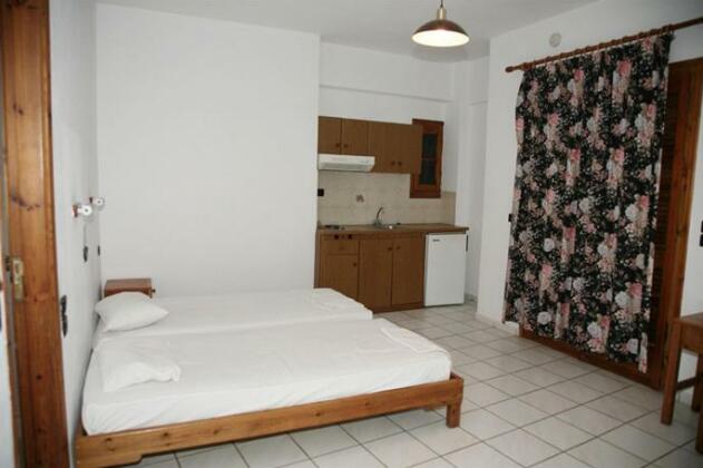 Iraklis Apts - Photo4
