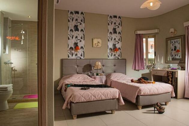 Kings Village - Photo5