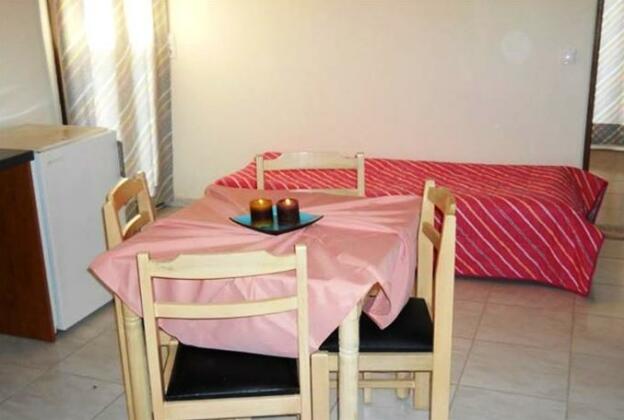 Niriedes Apartments - Photo3