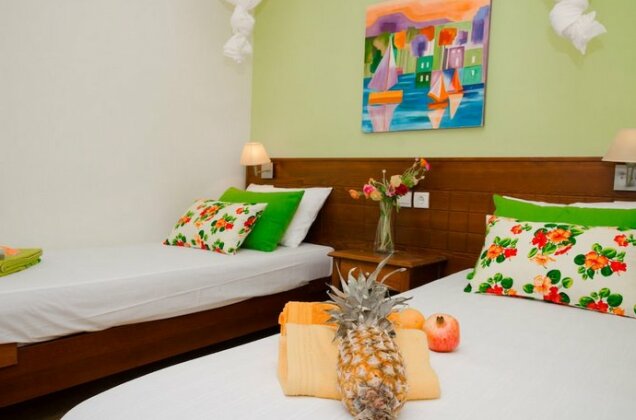 Philoxenia Hotel Apartments - Photo4