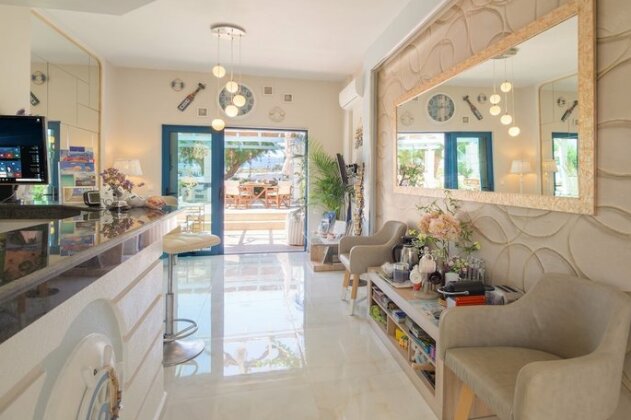 Pyrgos Beach Hotel - Photo3