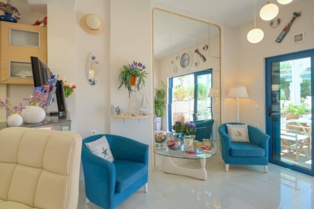 Pyrgos Beach Hotel - Photo4