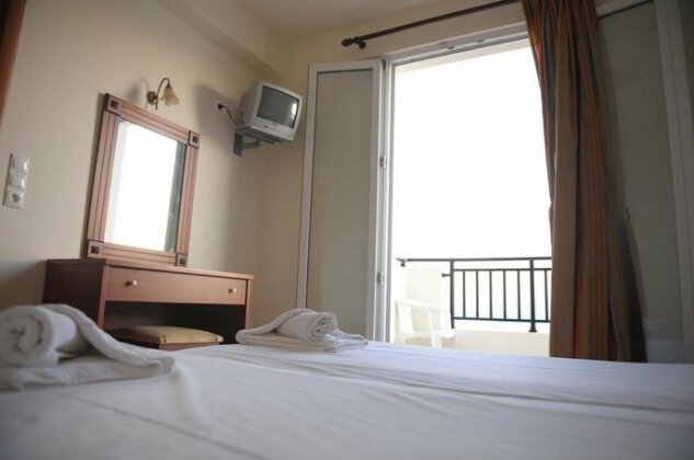 Theodosis Apartments - Photo3