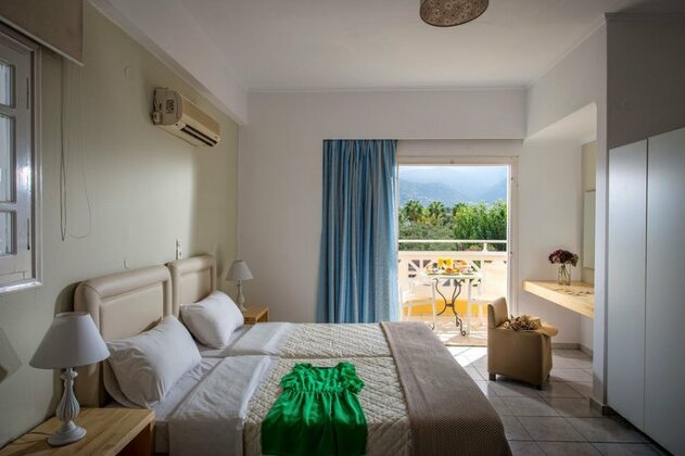 Vergina Studios & Apartments - Photo2