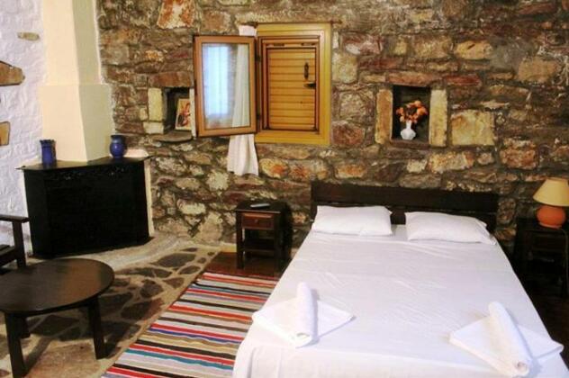 Castle Rizaraki - Photo4