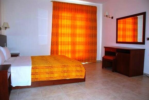 Hotel Calypso Matala - Photo2
