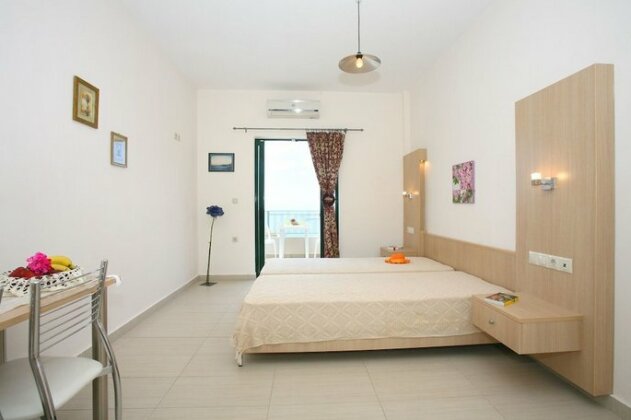 Aptera Paradise - Photo4