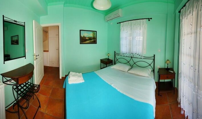 Meganisi Villas - Photo4
