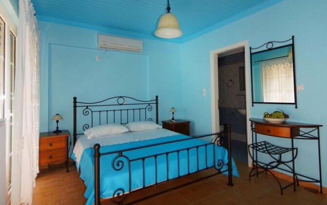 Meganisi Villas - Photo5