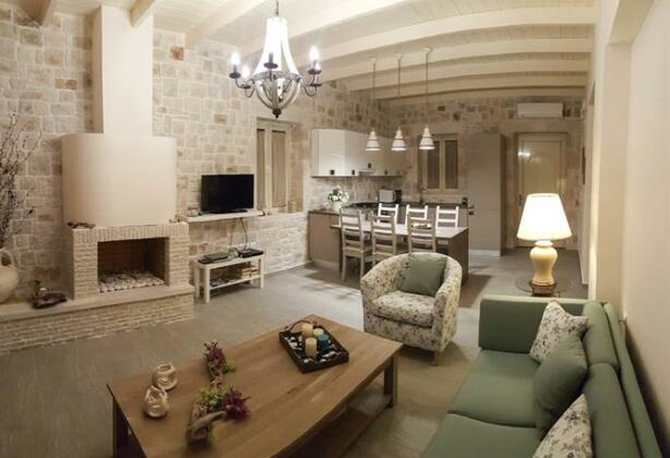 Thalassa Limonari - Photo3