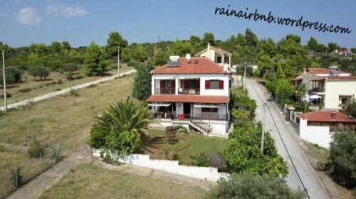 Traditional Villa with relaxing sea view